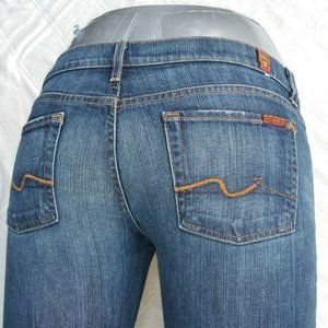 7FAM Size 8/29 Bootcut Jeans
